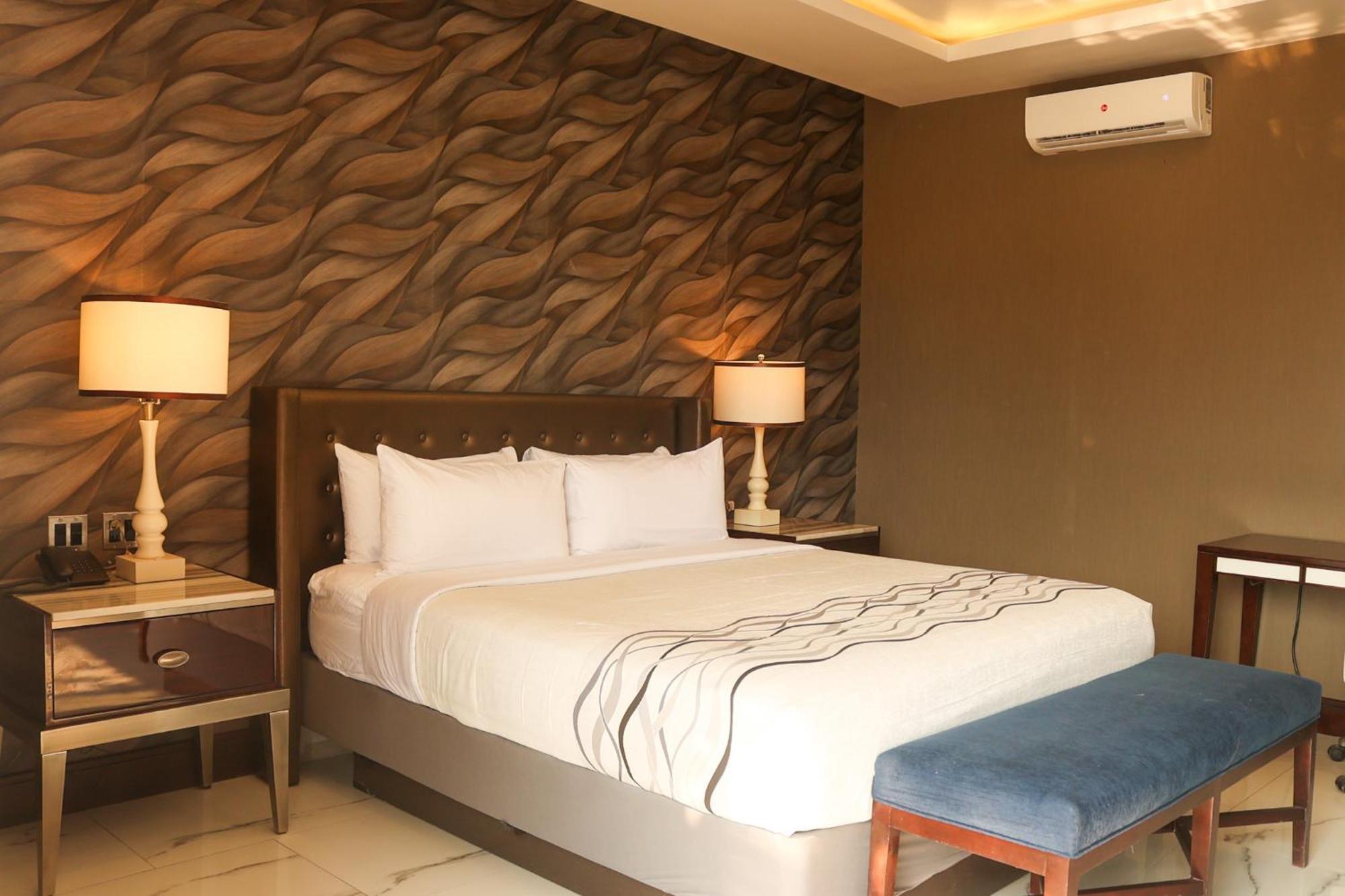 Hotel Grand One Plaza Τιχουάνα Εξωτερικό φωτογραφία